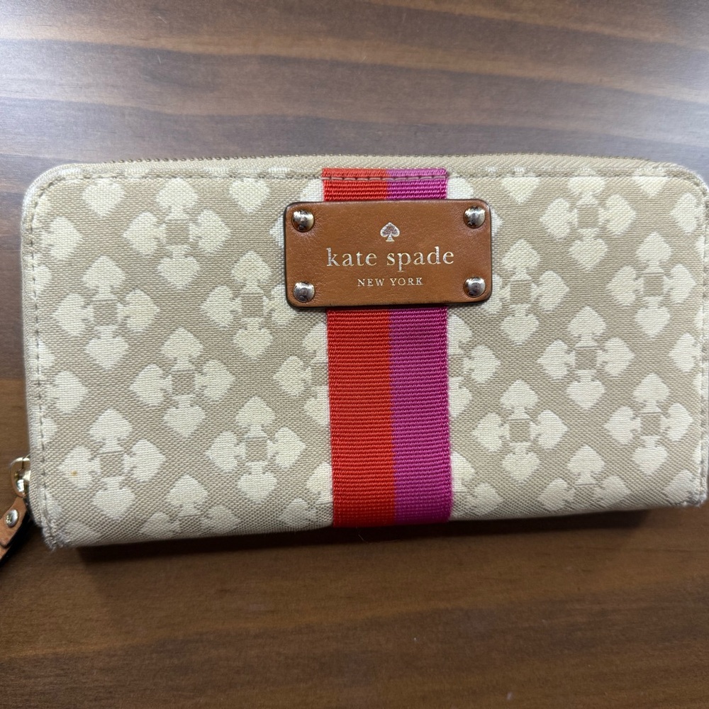 Kate Spade Tan and Red Stripe Wallet